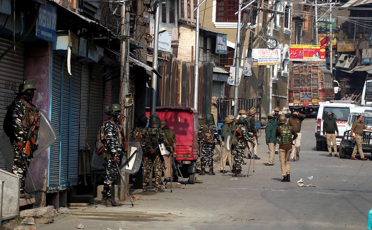 کشمیر: غیر یقینی صورتحال کے بیچ دسویں جماعت کے امتحانات شروع