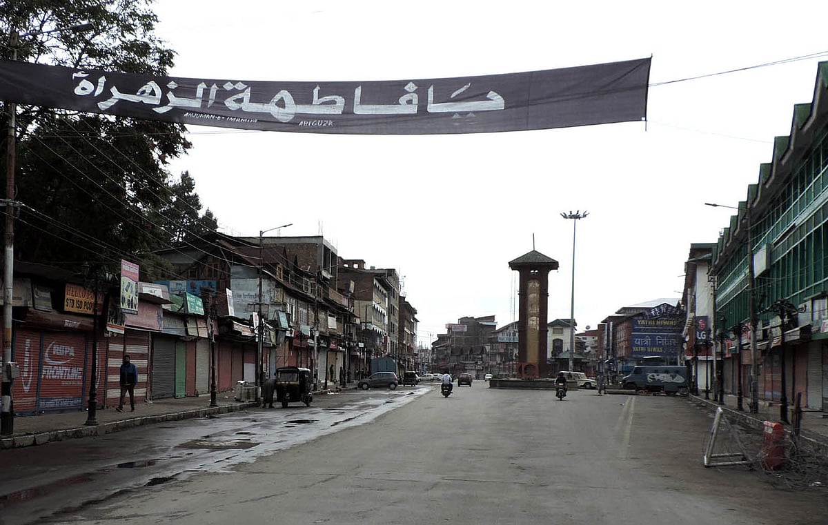  کشمیر: مواصلاتی پابندیوں کا شاخسانہ، زبانی و تحریری پیغامات بھیجنے کا رواج پھر زندہ
