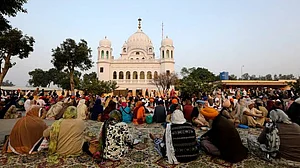 کرتارپور گلیارا، پاکستان کے لئے بڑا سہارا!