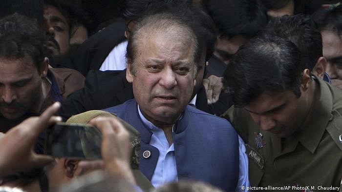 کیا نواز شریف ملک سے باہر جانے والے ہیں؟