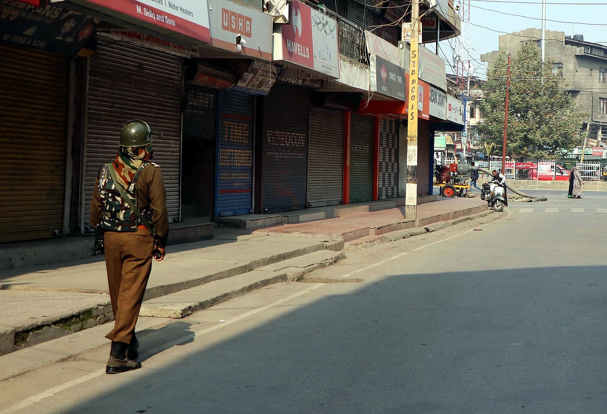کشمیر میں ہڑتال کا 87 واں دن، صورتحال جوں کی توں
