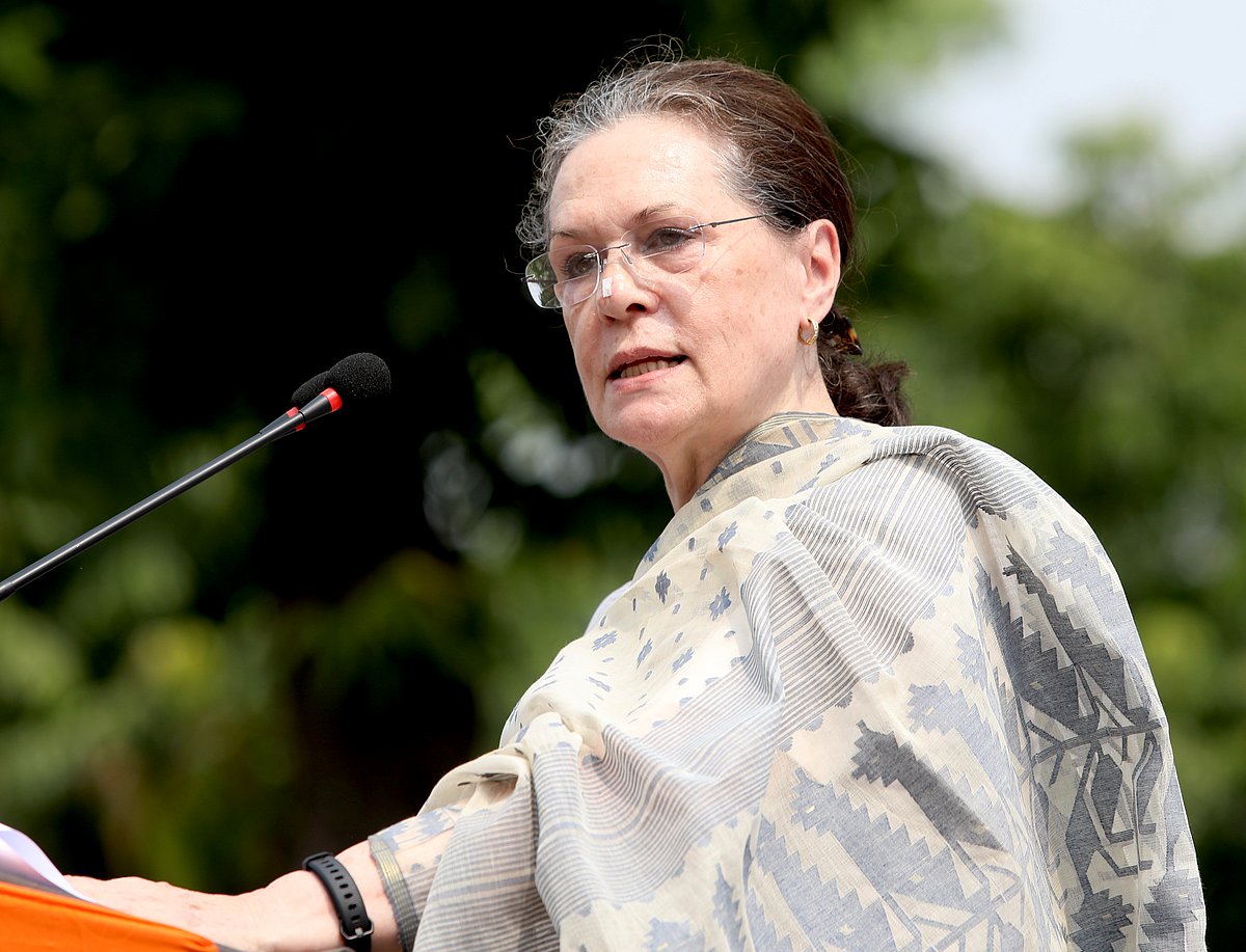 آر ٹی آئی قانون ترمیم: سونیا گاندھی نے مودی حکومت پر لگایا تاناشاہی ایجنڈا نافذ کرنے کا الزام