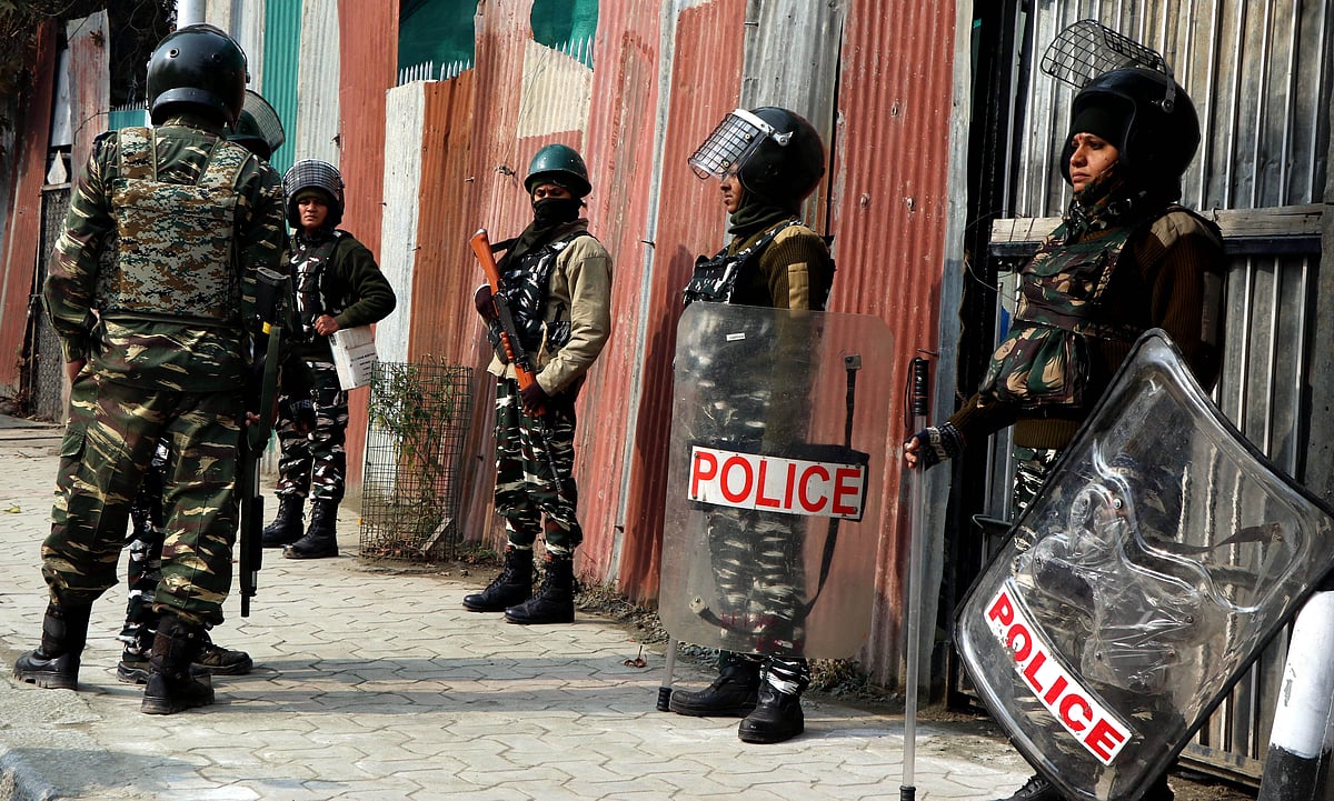 کشمیر میں اضطرابی صورتحال کا 108واں دن