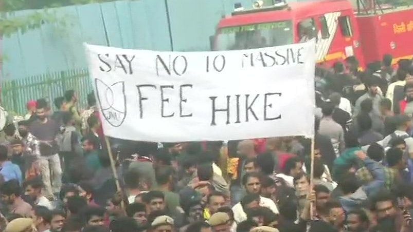 تصویر سوشل میڈیا