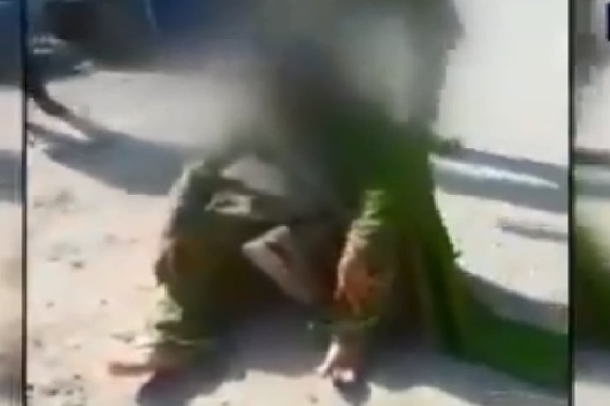 ’ڈائن‘ بتا کر بزرگ خاتون پر کیا گیا ظلم، معاملہ پہنچا ہائی کورٹ