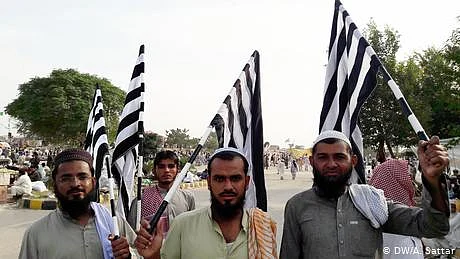 فضل الرحمن نے دھرنے سے کیا کھویا، کیا پایا؟