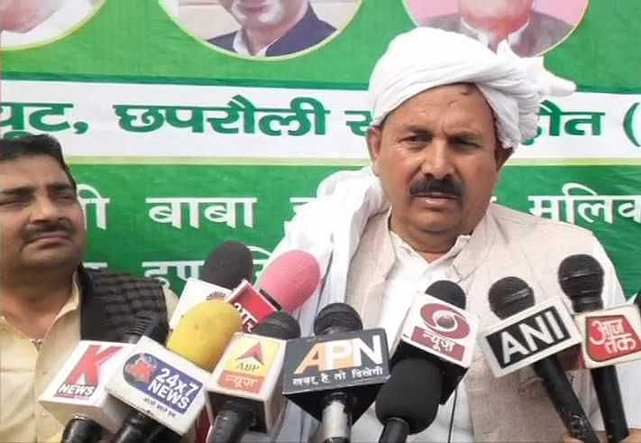 ’لاکھوں کا خرچ کر بیٹی کو پڑھاتے ہیں تو مرضی بھی ماں-باپ کی ہی چلے گی‘  