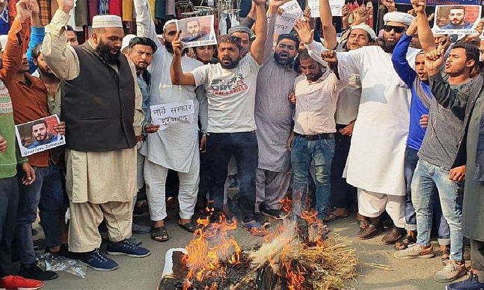 قرآن کی بےحرمتی کے خلاف لدھیانہ میں  احتجاج، ناروے حکومت کا پتلا نذر آتش