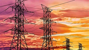 بجلی کے شدید بحران کا خطرہ! کوئلے کی وجہ سے کالے ہو سکتے ہیں تہوار