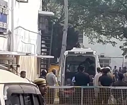 اناؤ: جلانے کے لئے کچھ بھی نہیں بچا، گاؤں میں دفن کریں گے... بھائی کا بیان 