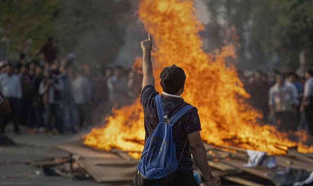 شہریت قانون 2019: مودی حکومت نے کی زبردست بھول! 2 ہلاکتوں کے بعد ہوا احساس