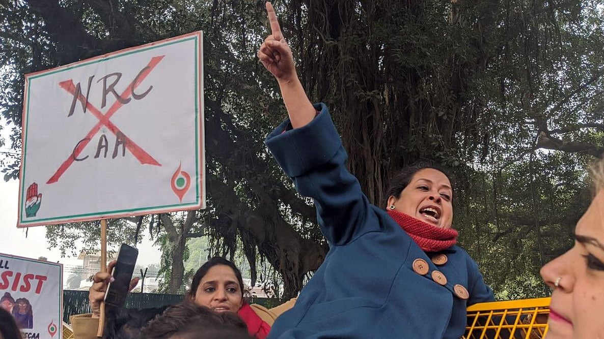 بھارت: مظاہروں کا سلسلہ جاری، ہلاکتوں کی تعداد نو ہو گئی