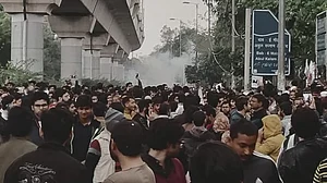 جامعہ کے طلبا نے فی الحال تحریک واپس لی، 5 جنوری تک سرمائی تعطیل کا اعلان