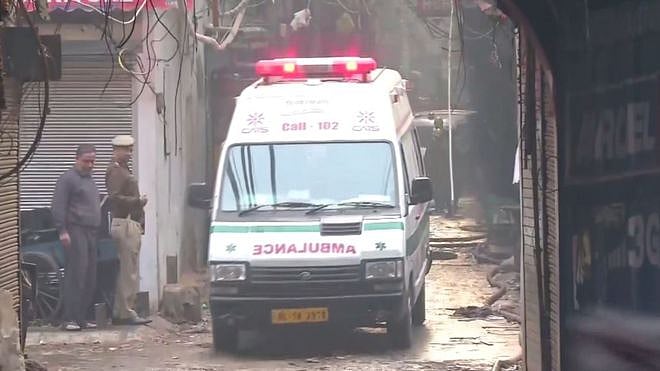 دہلی: اناج منڈی میں آگ لگنے کا خوفناک واقعہ، 43 افراد ہلاک