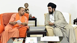 مولانا کلب جواد کی یوگی آدتیہ ناتھ سے ملاقات، بے گناہوں کی رہائی کا مطالبہ