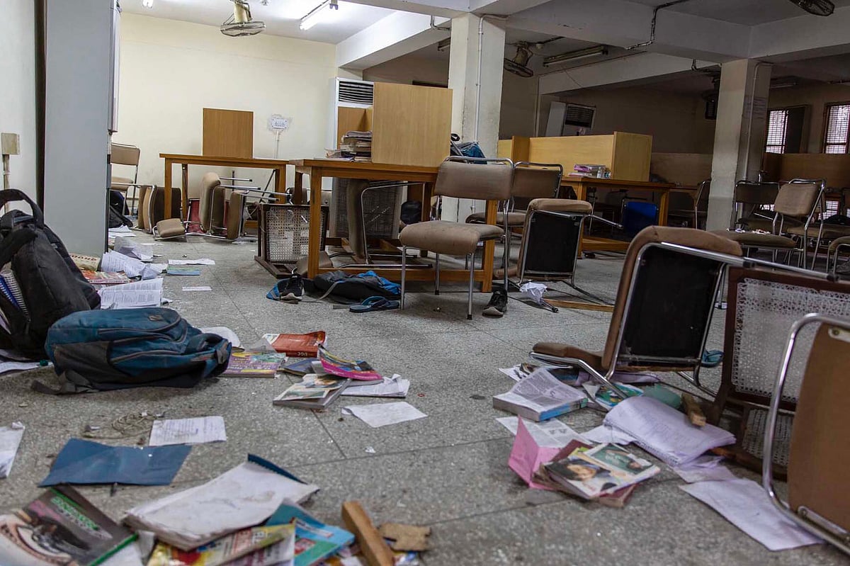 جامعہ-اے ایم یو طلبہ کو فوری راحت سے انکار! اعلیٰ عدالتوں کا پولیس اور حکومت سے جواب طلب