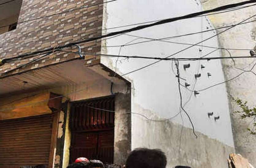 براڑی کے جس گھر میں 11 لوگوں نے کی تھی خود کشی، اس میں اب کھلے گا لیب