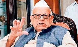 سابق گورنر ڈاکٹر عزیز قریشی ’آئین بچاؤ ملک بچاؤ مہم‘ کے سرپرست بنے