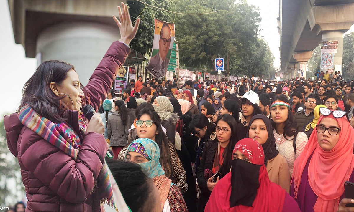 ہمیں بیدار کرنے کے لئے جامعہ کے طلباء اور مظاہرین کا شکریہ: سورا بھاسکر