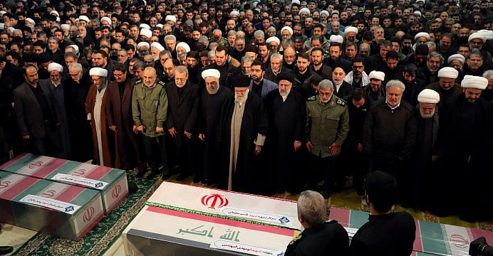 میرے والد کی شہادت امریکہ کے لئے ’یوم سیاہ‘ لے کر آئے گی، قاسم سلیمانی کی بیٹی