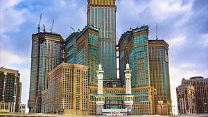لاکھوں زائرین کی عمرہ کے لئے مکہ مکرمہ میں آمد
