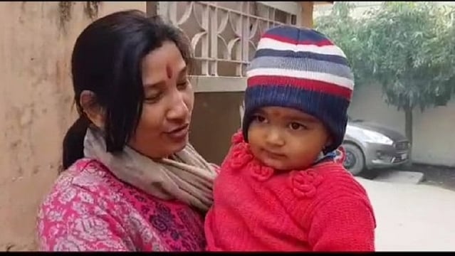 CAA: معصوم ’چمپک‘ کے چہرے پر لوٹی خوشی، 7 منٹ کی تاخیر کے سبب ماں کو ایک دن بعد ملی رہائی