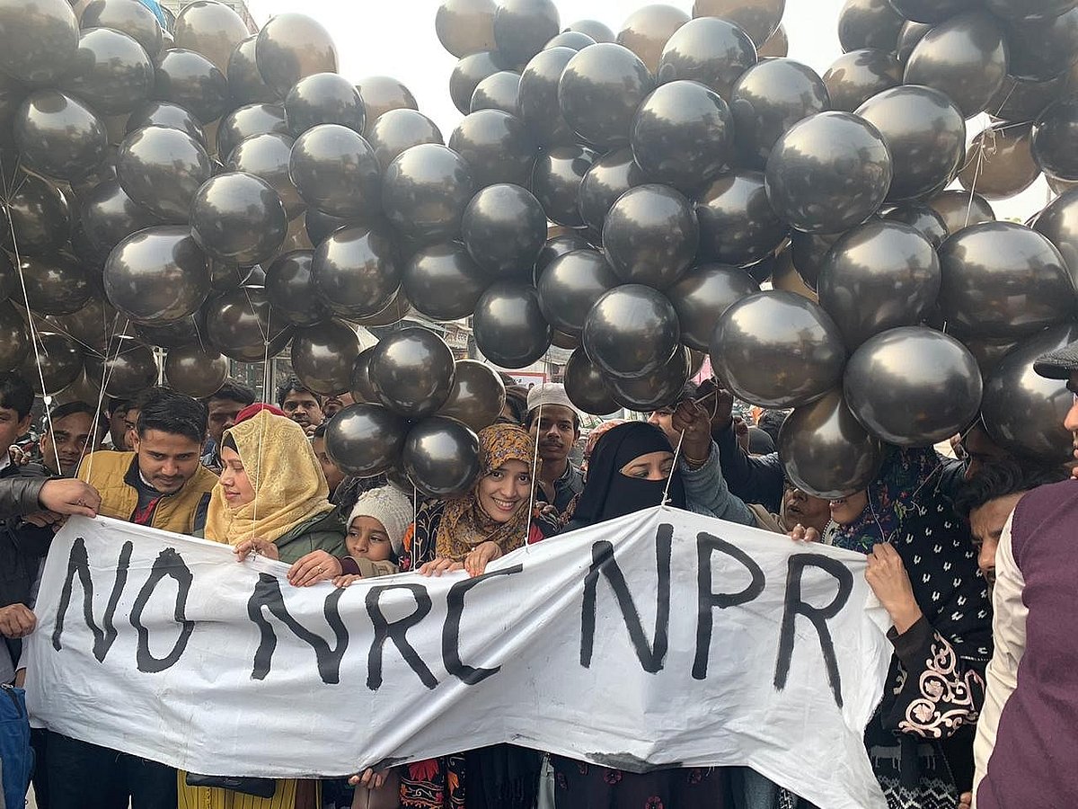 شہریت ترمیمی قانون کے خلاف ملک گیر مظاہرہ، ہرش مندر کی کاغذ نہ دکھانےکی اپیل 