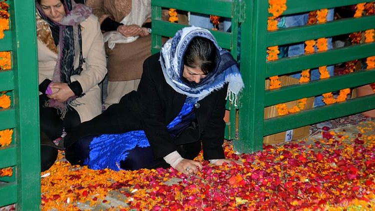 تصویر سوشل میڈیا