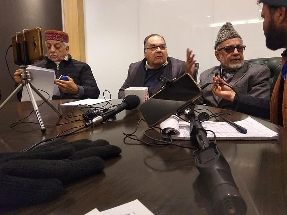 طلبا پر ظلم ڈھانے والوں پر کارروائی کا اے ایم یو طلبا یونین کے سابق عہدیداروں کا مطالبہ