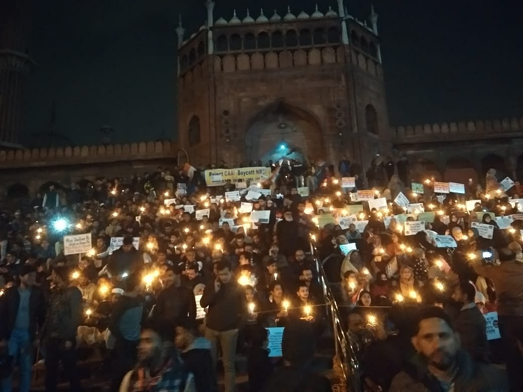دہلی: جامع مسجد شہریت قانون کے خلاف احتجاج کا ’نیا مرکز‘، روزانہ ہو رہا ’خاموش مظاہرہ‘