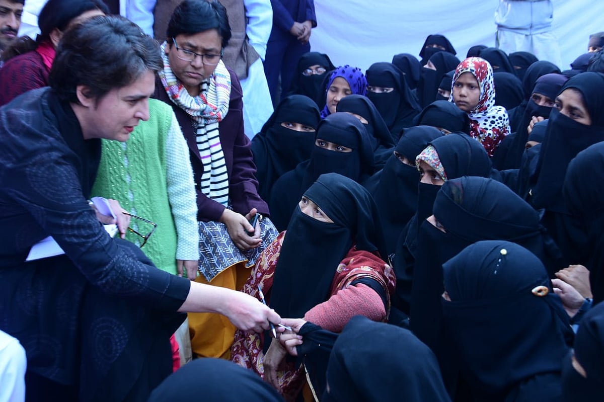 سی اے اے: زخمی تحریک کاروں کی لڑائی کانگریس لڑے گی، پرینکا گاندھی