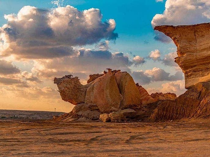  سعودی عرب میں ’اُونٹ والی چٹان‘ سیاحت کے نقشے میں ایک قدرتی فن پارہ
