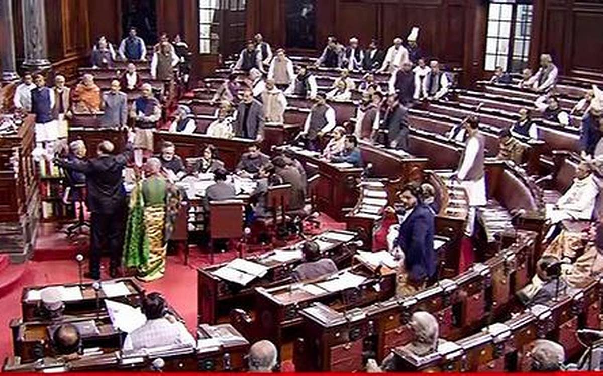 پارلیمنٹ میں سی اے اے اور گاندھی پر قابل اعتراض بیان کے خلاف ہنگامہ، کانگریس کا واک آؤٹ