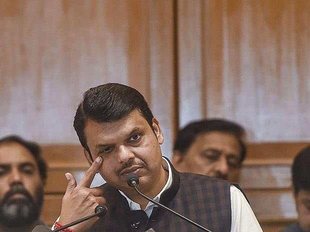 فوجداری مقدمہ چھپانے کا معاملہ: فڑنویس کی نظر ثانی کی درخواست پر فیصلہ محفوظ