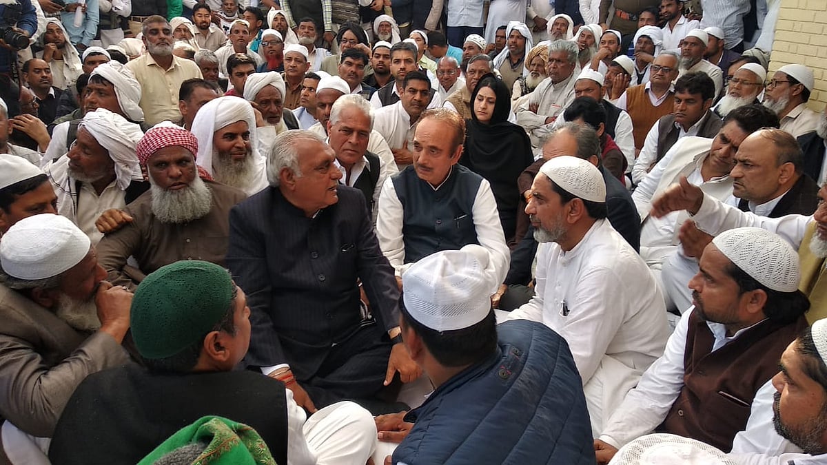 سابق رکن پارلیمنٹ چوہدری خورشید احمد میو کا انتقال، جنازے میں امنڈی بھیڑ