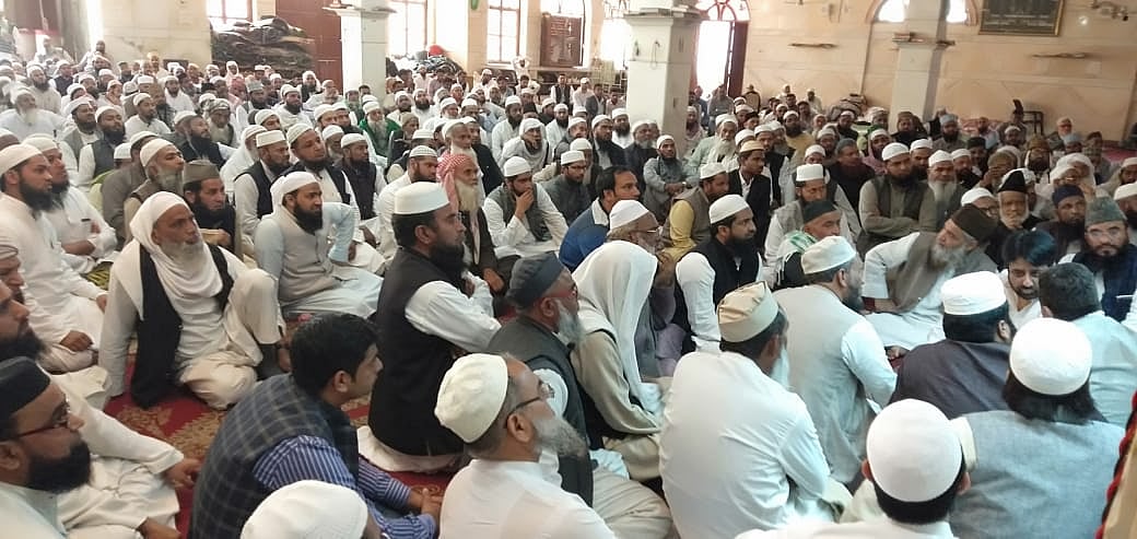 ’مسجدوں کے منبروں سے امن و بھائی چارہ کی صدا بلند کی جائے‘