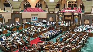 مدھیہ پردیش: باغی ارکان اسمبلی کا اسپیکر کے سامنے پیش ہونے سے انکار