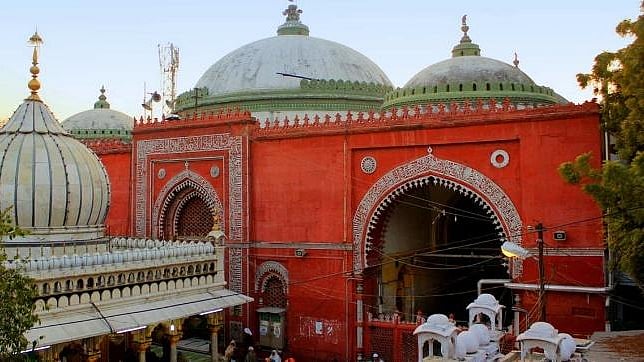 تصویر سوشل میڈیا