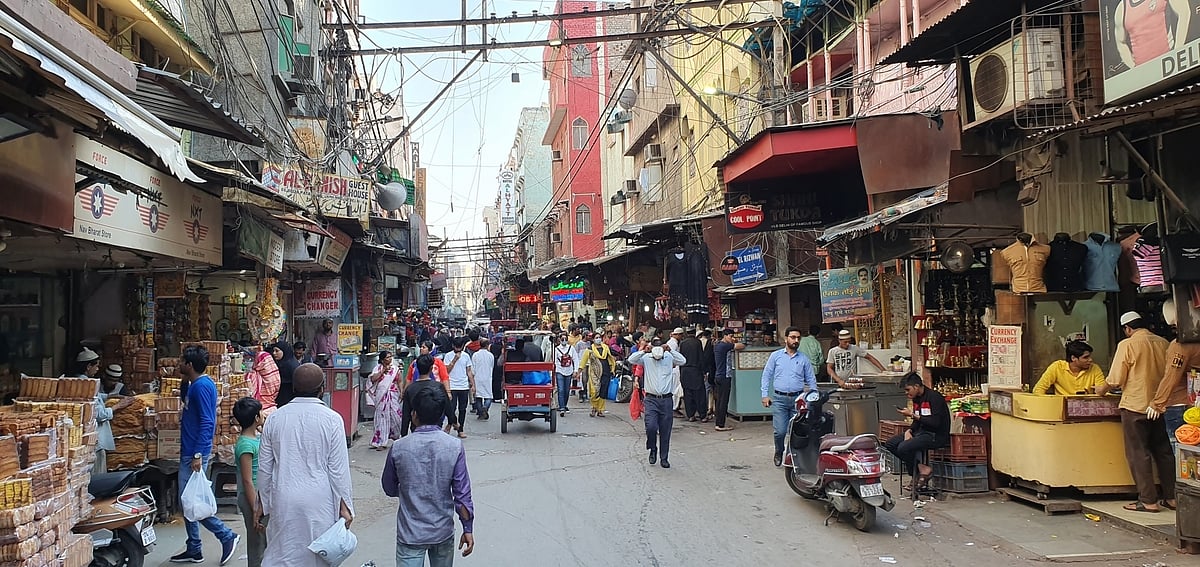 دہلی: جامع مسجد کے لذیذ کھانوں پر پہلے ’فسادات‘ اب ’کورونا‘ کا سایہ 
