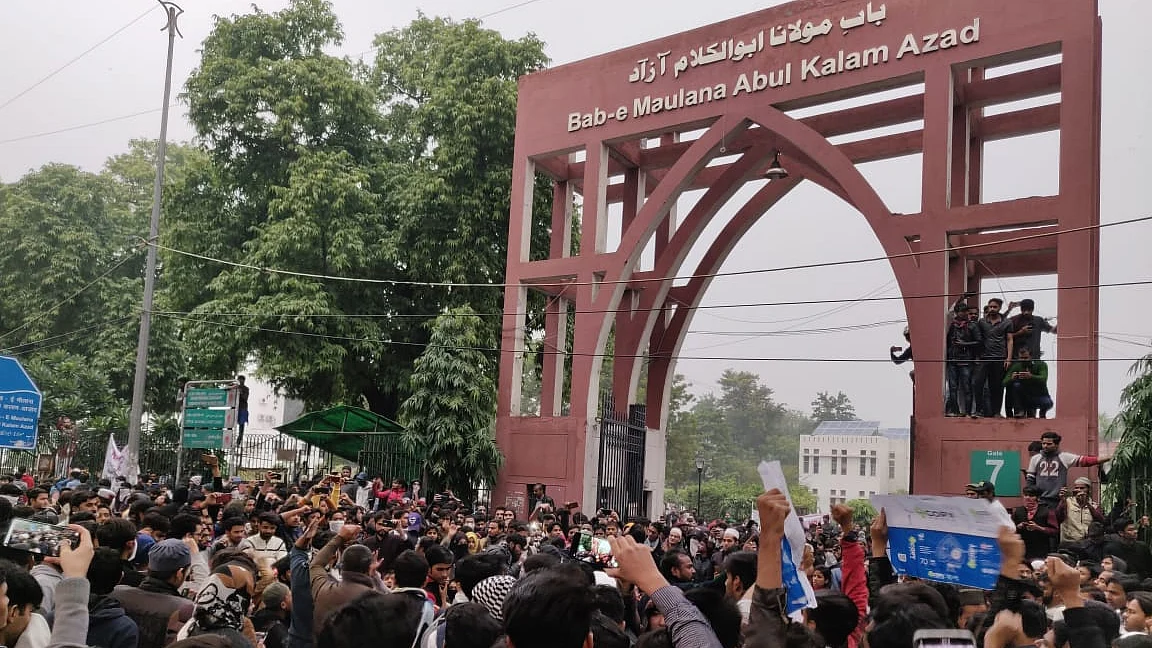 تصویر سوشل میڈیا