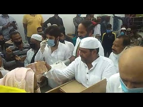 حیدرآباد: غریب اور مستحق خاندانوں میں ’سونیا گاندھی راشن کٹس‘ کی تقسیم