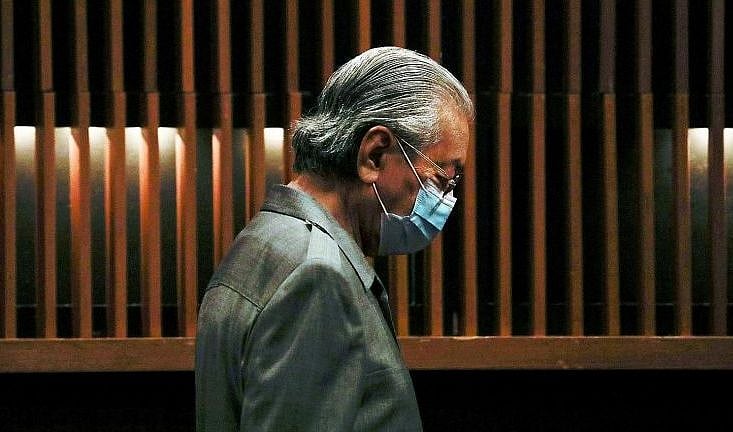 ملا ئیشیا کے سابق وزیراعظم مہاتیر محمد کو پارٹی سے بھی  باہر کیا