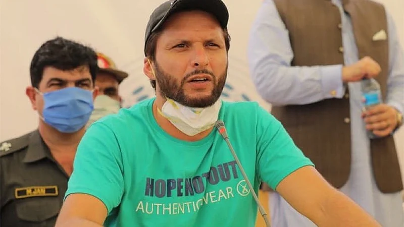 سابق کپتان شاہد آفریدی کورونا کے شکار