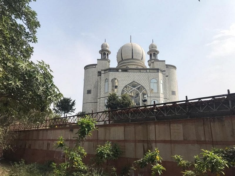 دہلی: شرپسندوں نے ایک بار پھر کیا دوارکا واقع مسجد پر پتھراؤ، کیس درج