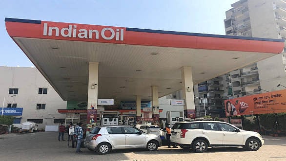 کیا ہندوستان میں تیل کی قیمتوں میں پھر ہوگا اضافہ؟ سعودی عرب نے بڑھائیں قیمتیں