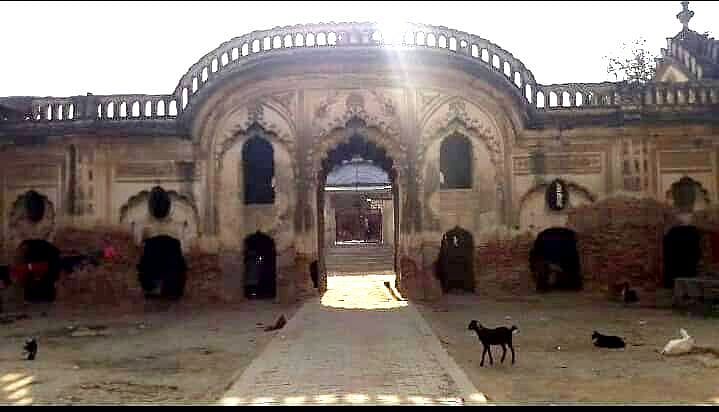 مکہ درزی امام باڑہ، تصویر ہندوستان نامہ