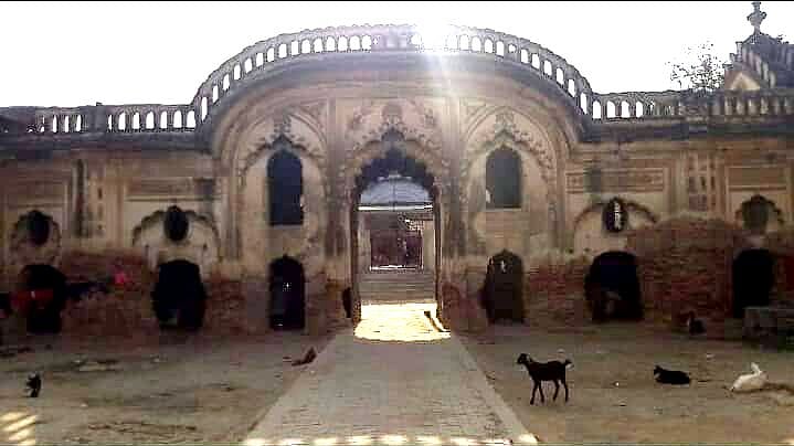 مکہ درزی امام باڑہ، تصویر ہندوستان نامہ