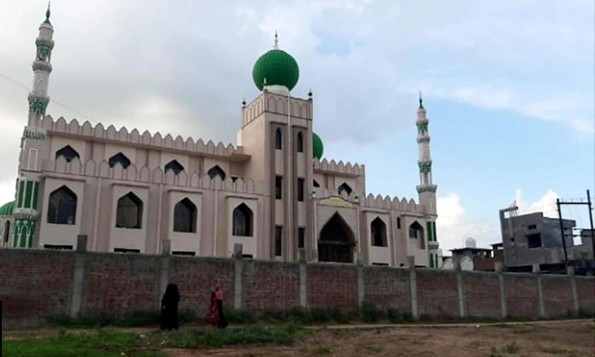 گجرات: گودھرا کے مسلمانوں نے بھی پیش کی انسانیت کی مثال، مسجد کو بنایا کووڈ سینٹر