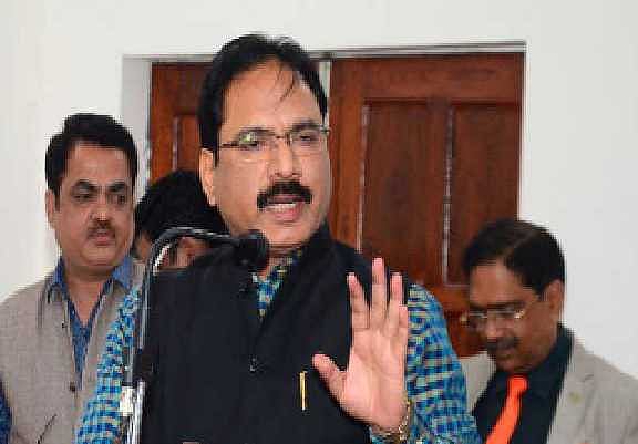  ’کسی بھی زبان کی ترقی کے لئے اسے وقت کی ضروریات کے مطابق تیار کرنا ہوگا‘