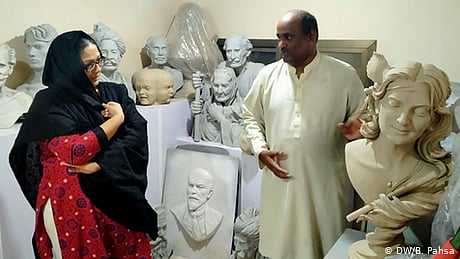شہر خموشاں سے فقیرو کی صدا